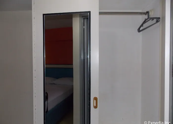 Usda Dormitory-hotel ホテル 2*
