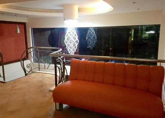 Usda Dormitory-hotel ホテル Adlawon