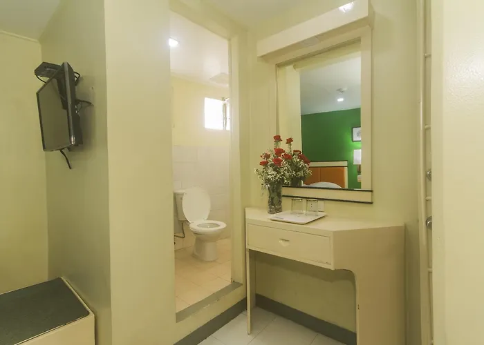 Usda Dormitory-hotel 2* Adlawon